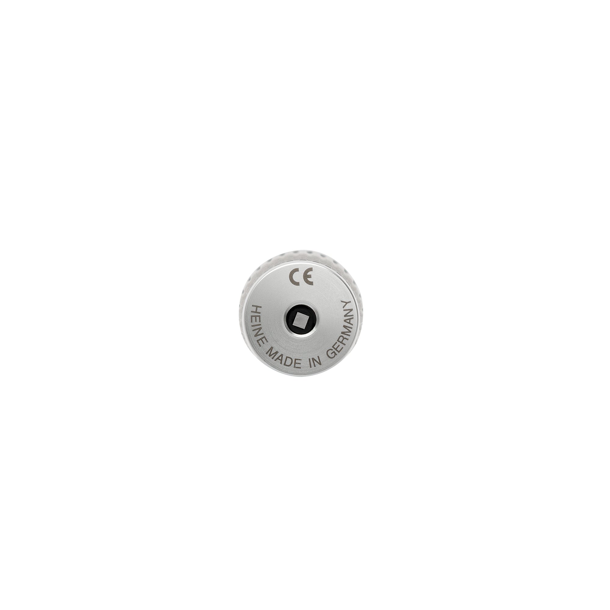D-001.70.301-HEINE-mini3000-otoscope-kit-rechargeable-handle-5